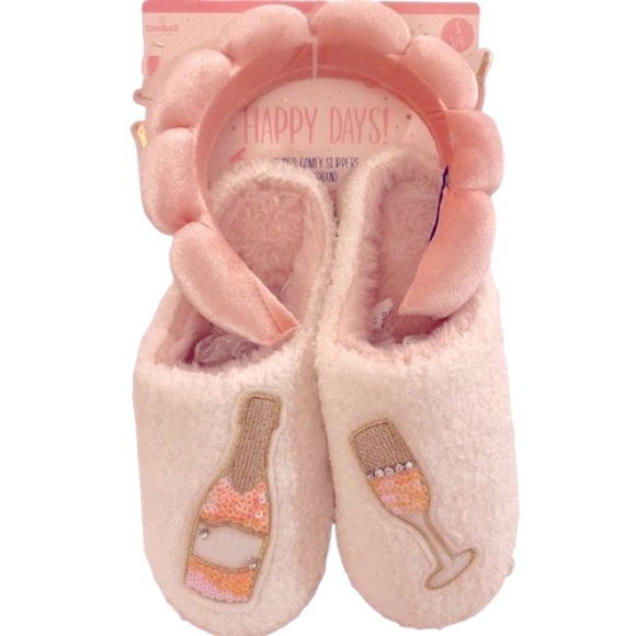NWT- Champagne Slippers with Matching Plush Headband - Picture 4 of 7